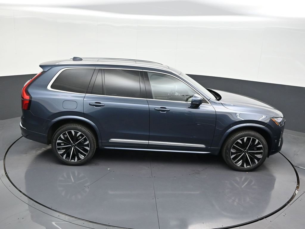 New 2026 Volvo XC90 B6 Plus image 18