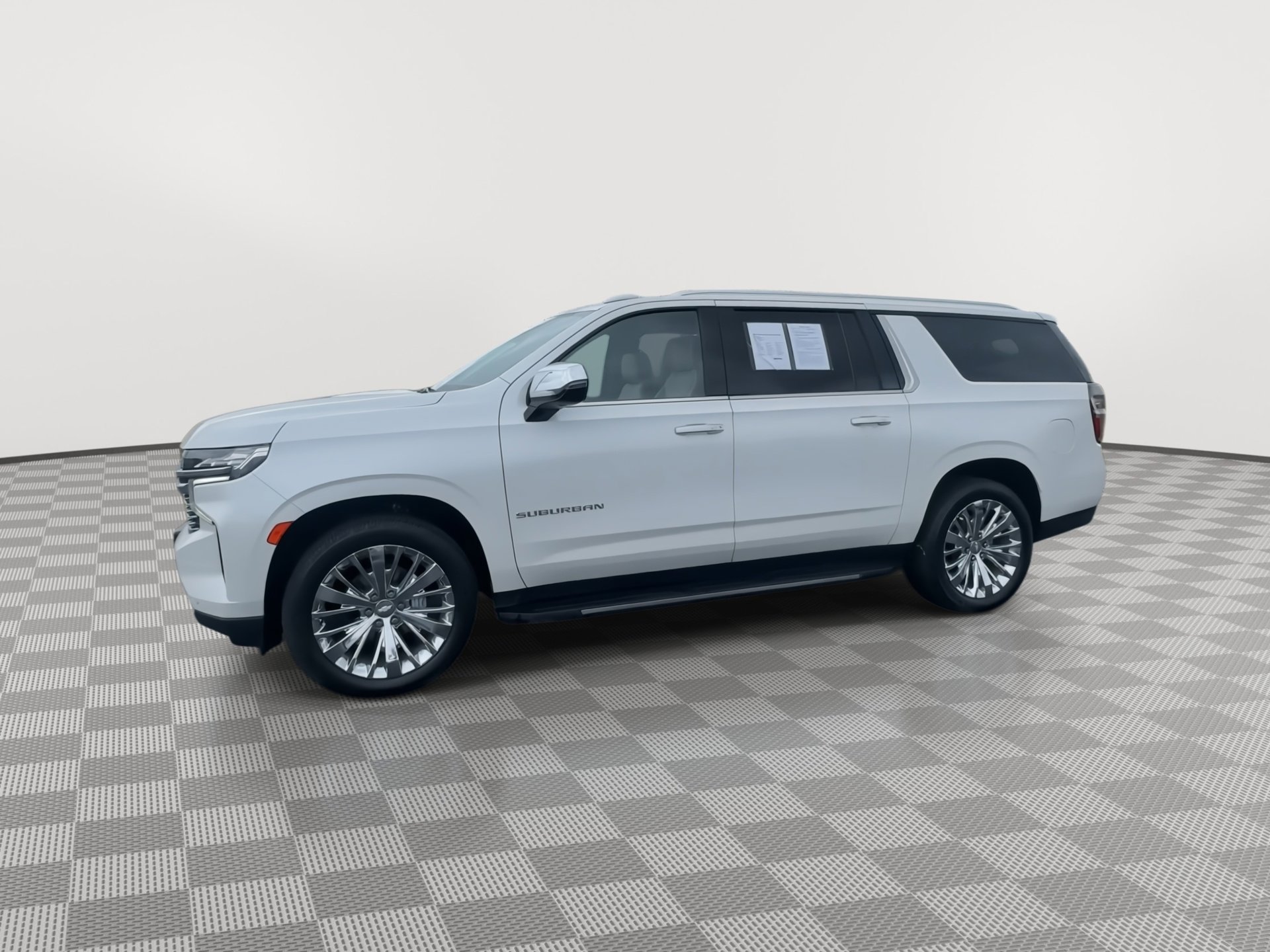 Used 2021 Chevrolet Suburban Premier image 5