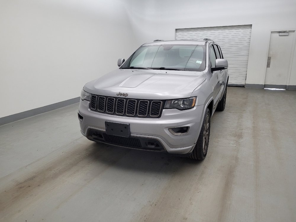Used 2017 Jeep Grand Cherokee Limited 75th Anniversary AWD/4WD image 15