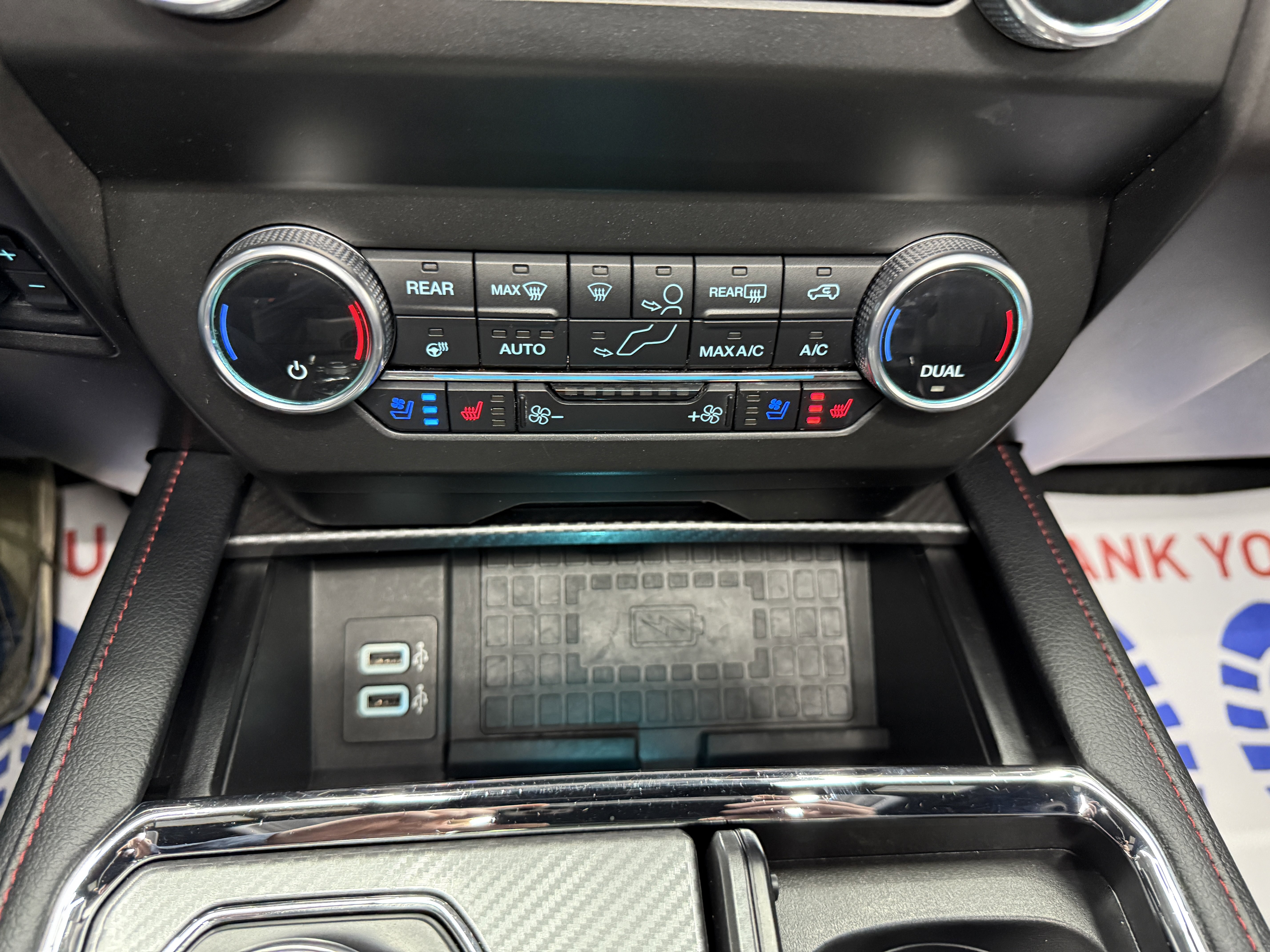 Used 2019 Ford Expedition Limited w/ Equipment Group 303A AWD/4WD image 20