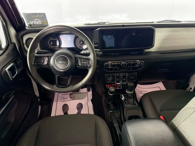 Used 2024 Jeep Wrangler Willys image 21