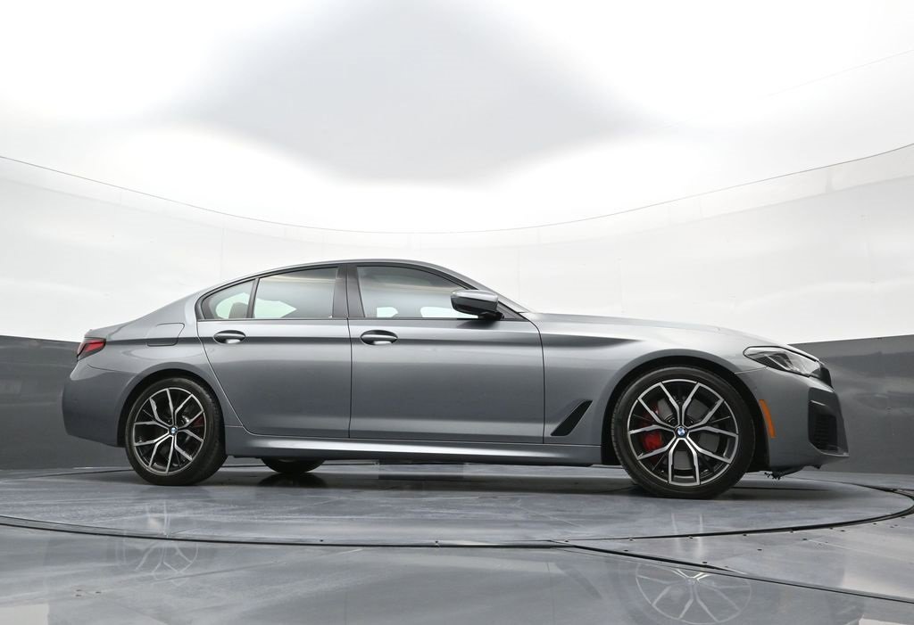 Used 2023 BMW 540i xDrive w/ M Sport Package image 22