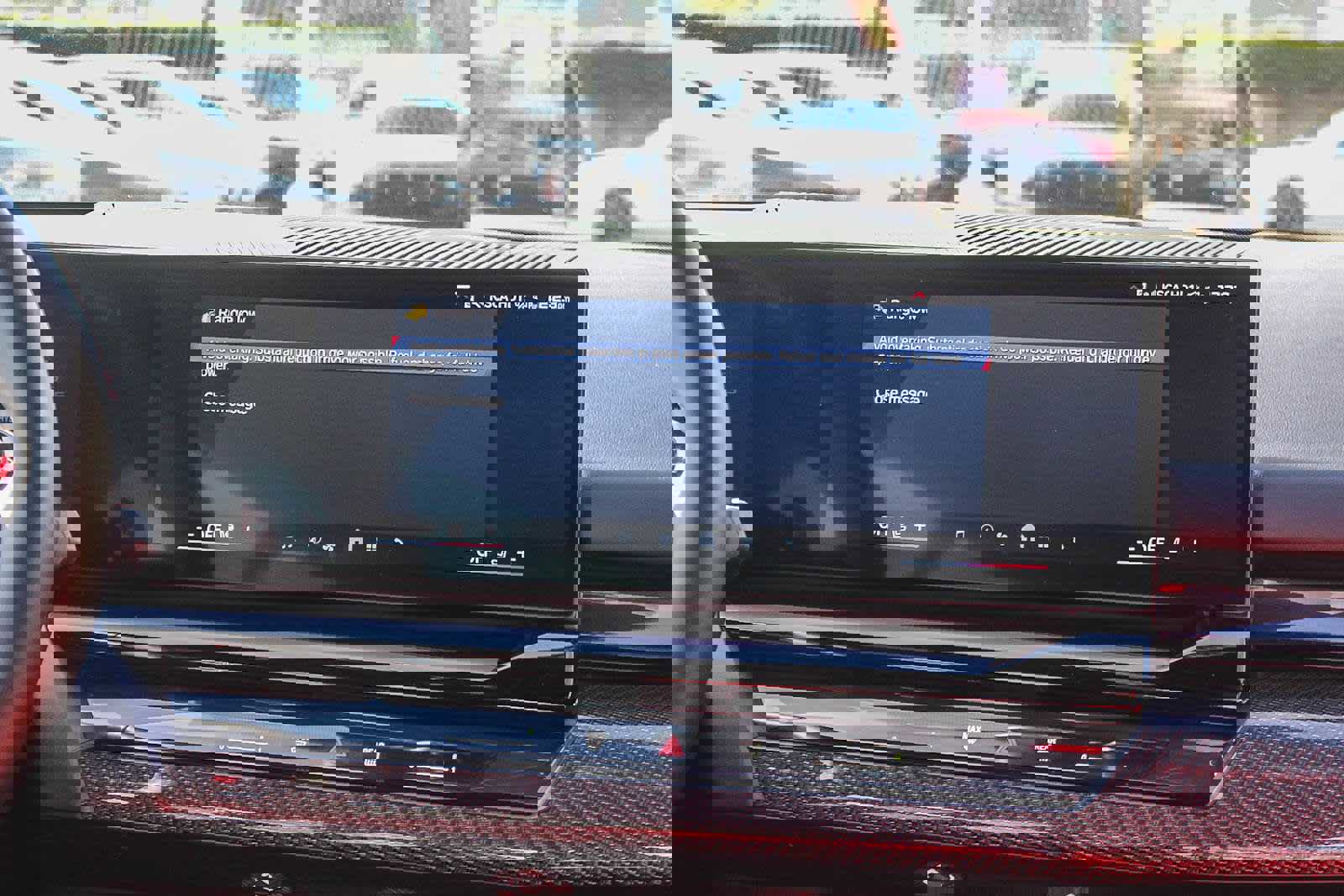 Used 2025 BMW M5 image 11