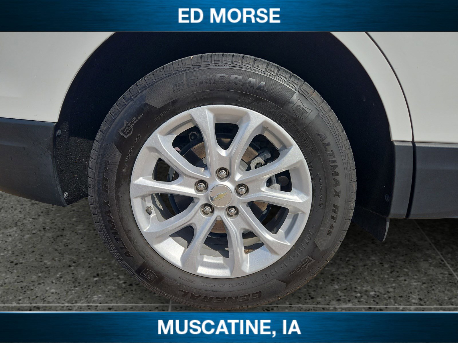 Used 2021 Chevrolet Equinox LS image 11