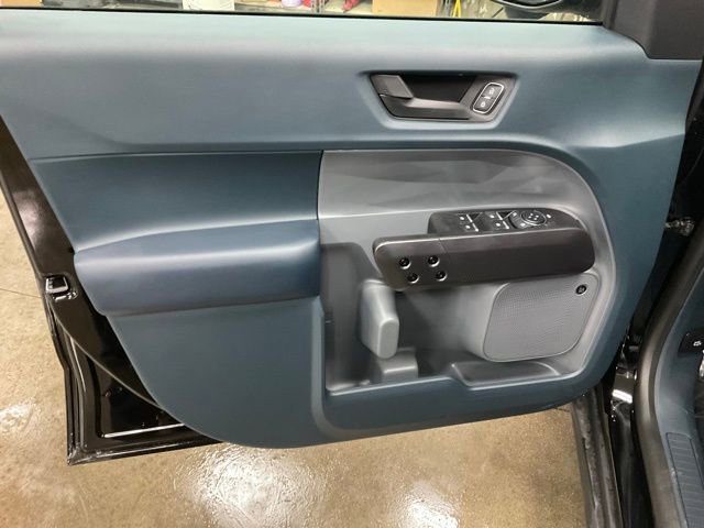 New 2026 Ford Maverick Lariat w/ Black Appearance Package image 5