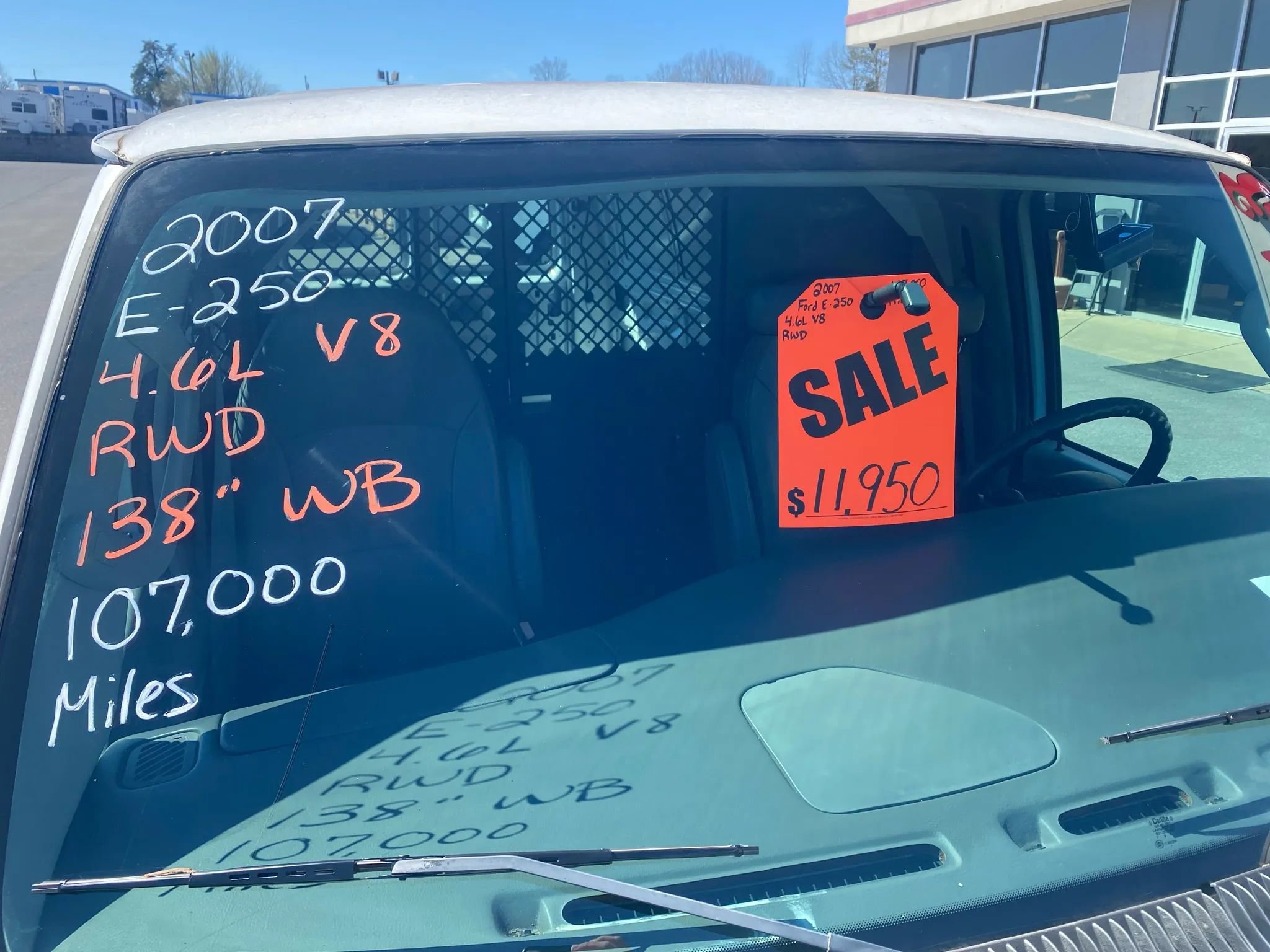 Used 2007 Ford E-250 and Econoline 250 RWD image 3