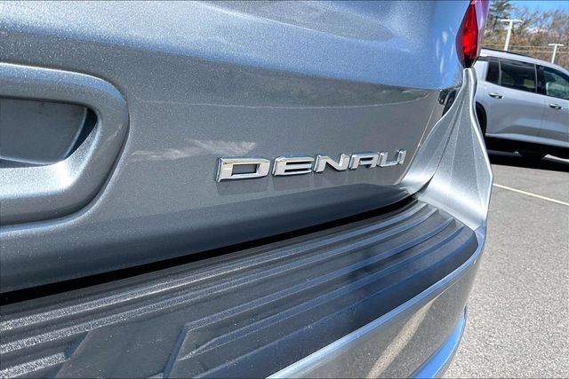 Used 2023 GMC Yukon Denali AWD/4WD image 32