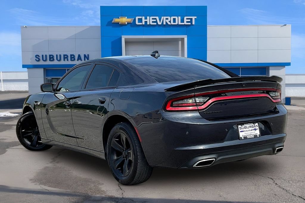 Used 2018 Dodge Charger SXT Plus RWD image 3