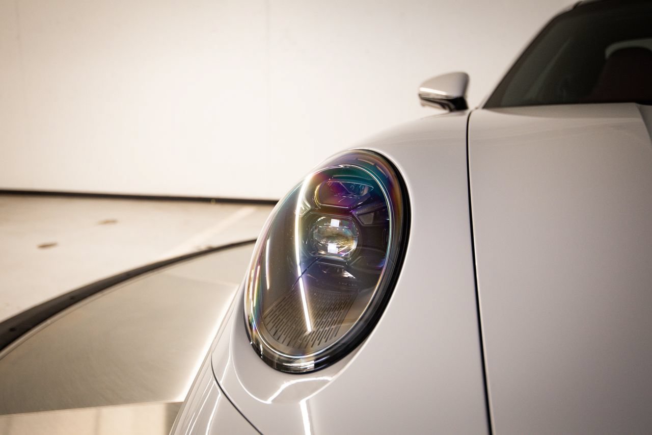 Certified 2022 Porsche 911 Turbo S AWD/4WD image 13