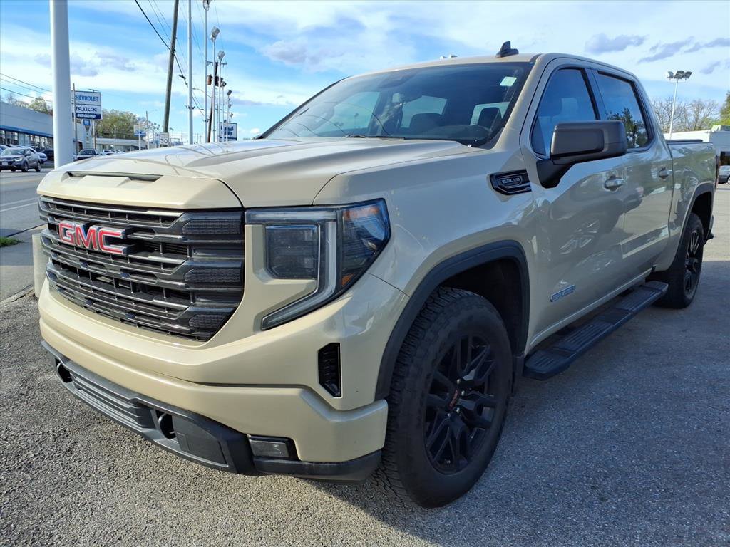 Used 2023 GMC Sierra 1500 Elevation image 2