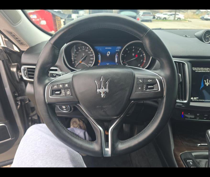 Used 2019 Maserati Levante 3.0L image 4