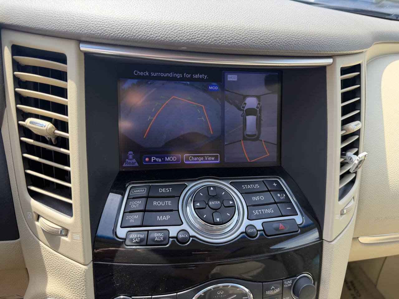 Used 2013 INFINITI FX37 AWD w/ Premium Pkg image 36