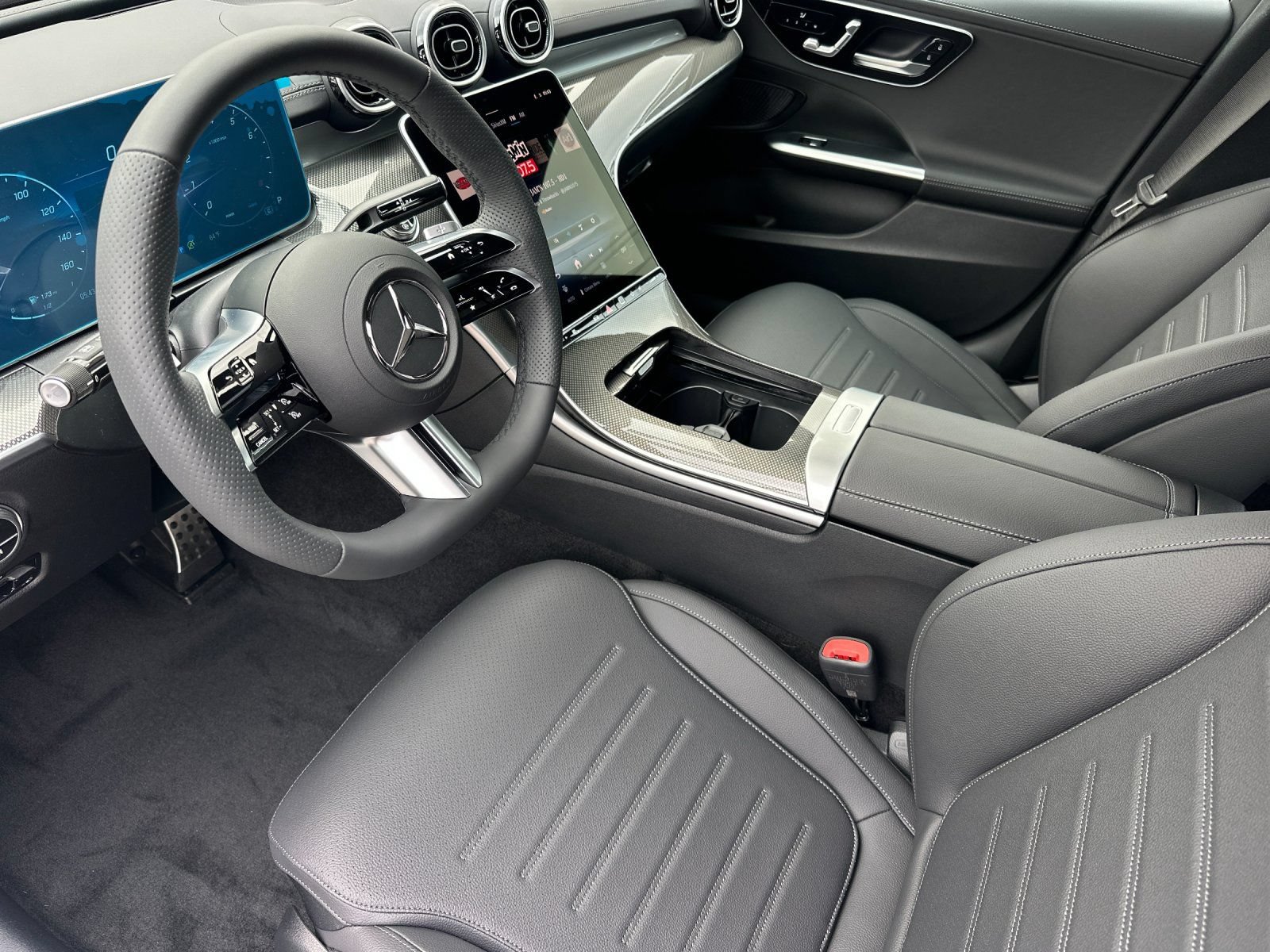 New 2026 Mercedes-Benz C 300 4MATIC Sedan image 10