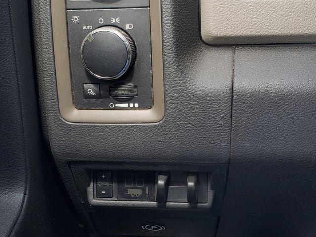 Used 2012 RAM 2500 ST w/ Chrome Appearance Group AWD/4WD image 21