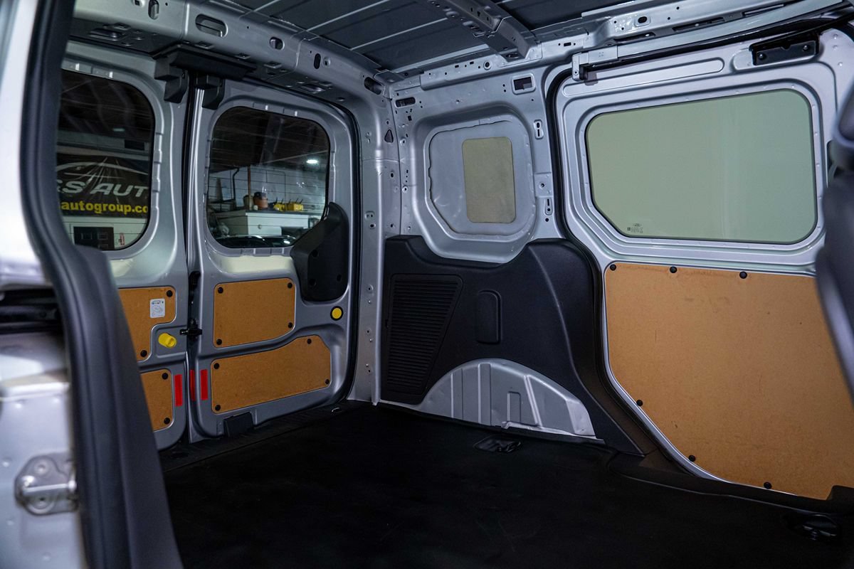 Used 2016 Ford Transit Connect XL FWD image 17