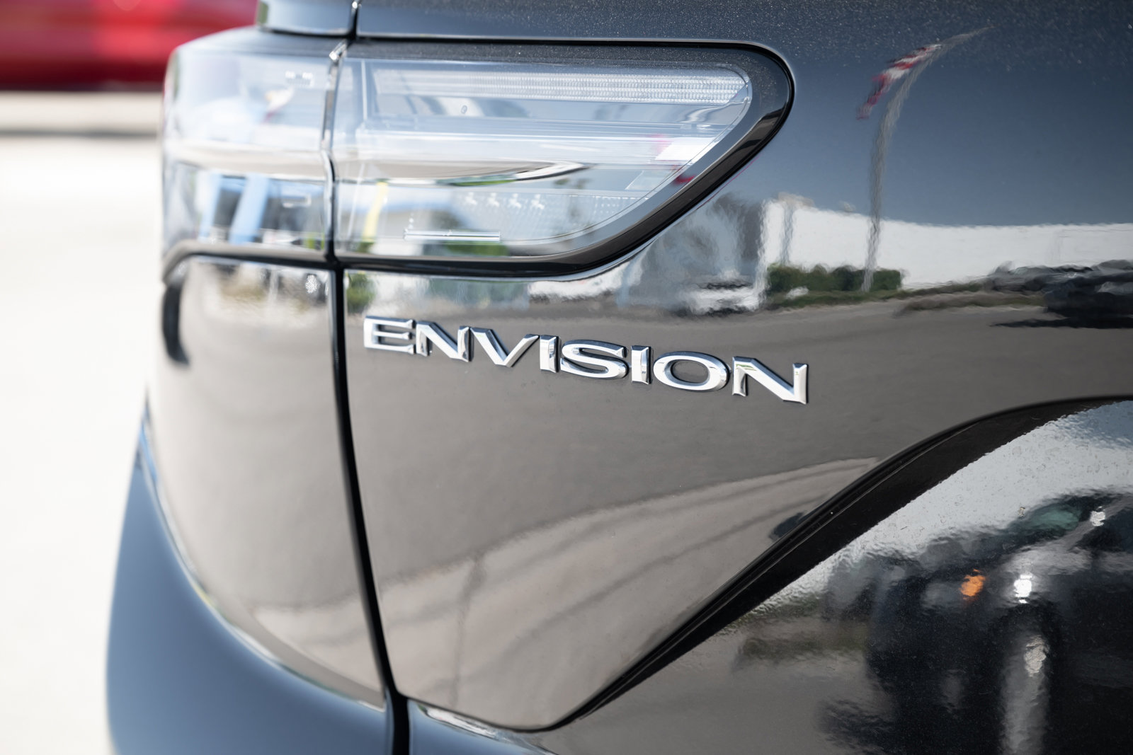 Used 2023 Buick Envision Avenir image 12