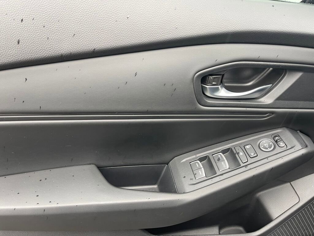 Used 2024 Honda Accord EX image 8