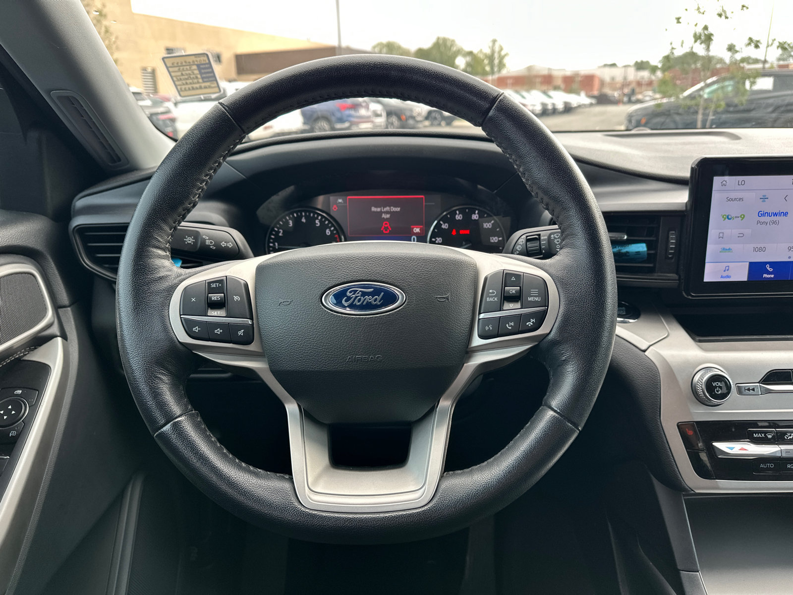 Used 2022 Ford Explorer XLT RWD image 20