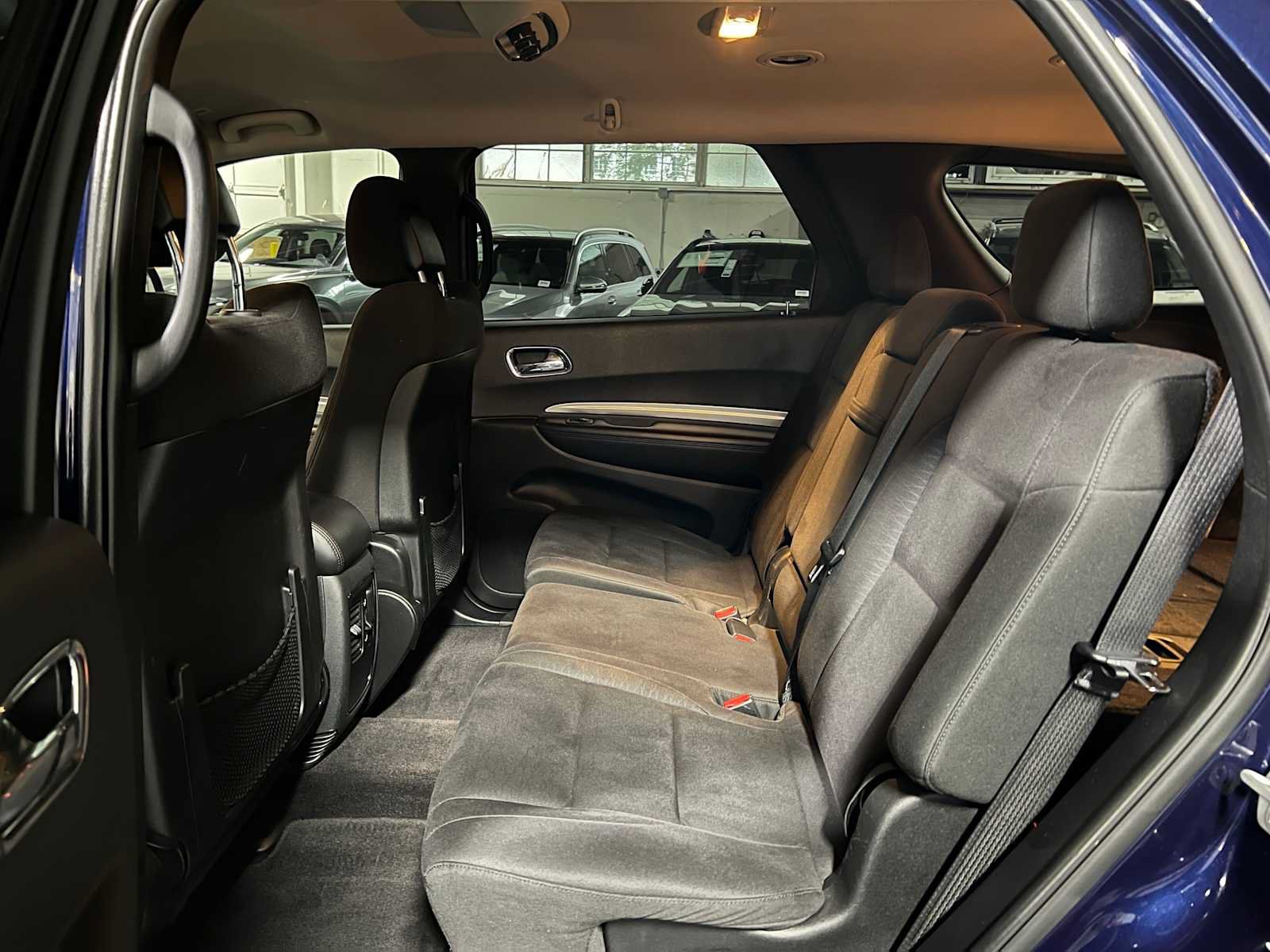 Used 2018 Dodge Durango SXT w/ 3rd Row Seating Group AWD/4WD image 17