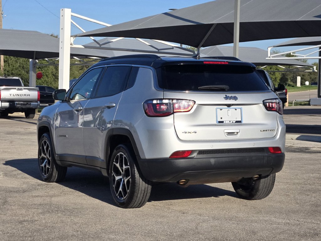 Used 2025 Jeep Compass Limited AWD/4WD image 5