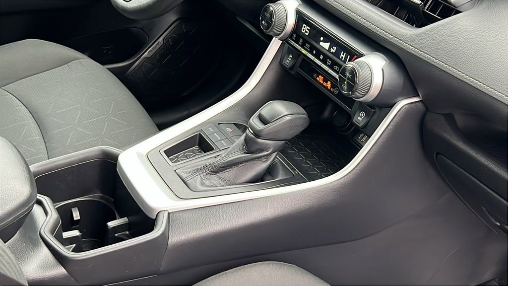 Used 2023 Toyota RAV4 XLE image 12