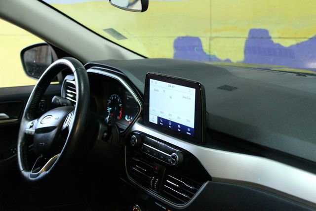 Used 2020 Ford Escape SEL image 10