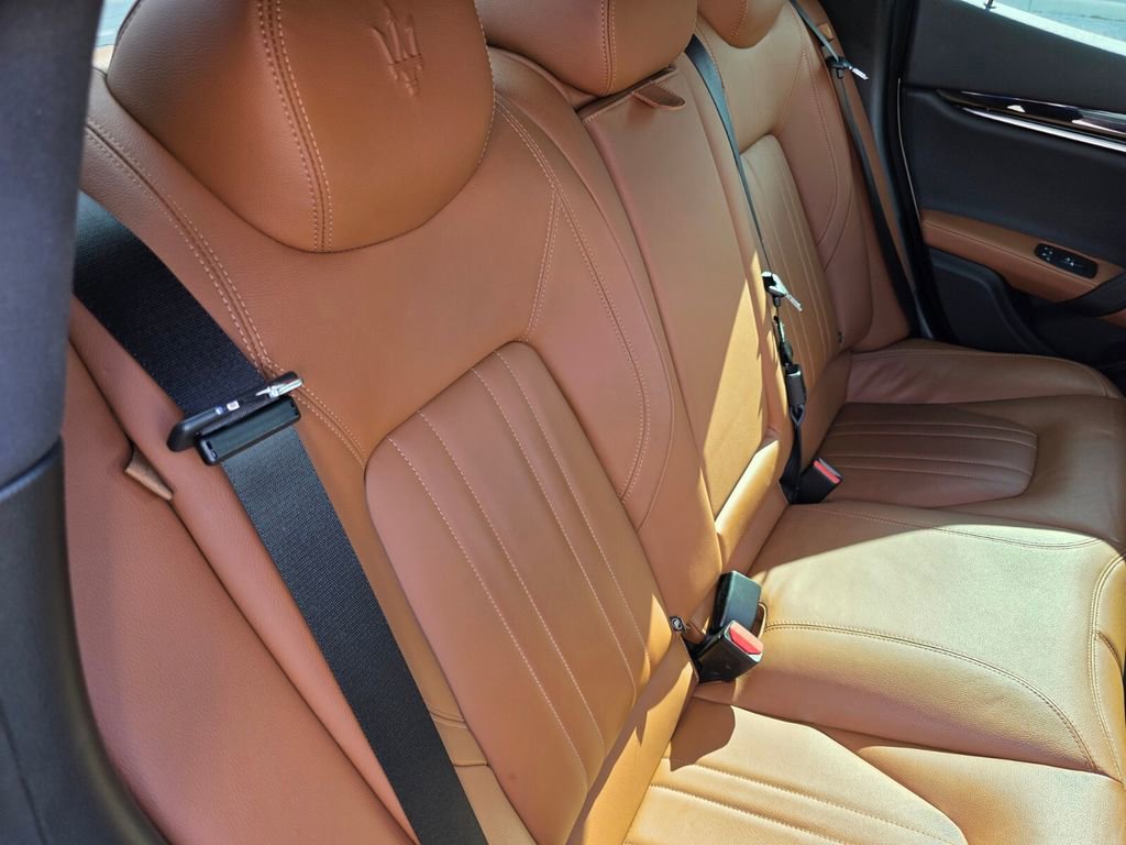 Used 2022 Maserati Ghibli Modena image 29