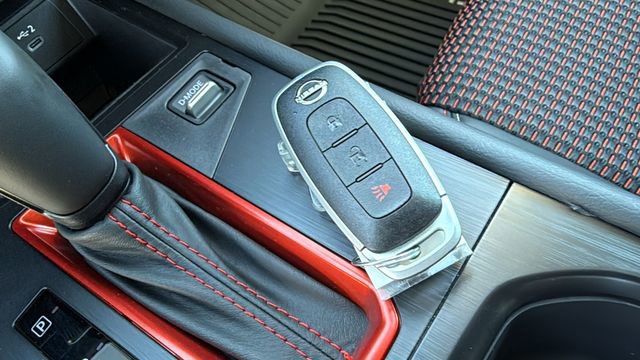 New 2025 Nissan Kicks SR image 29