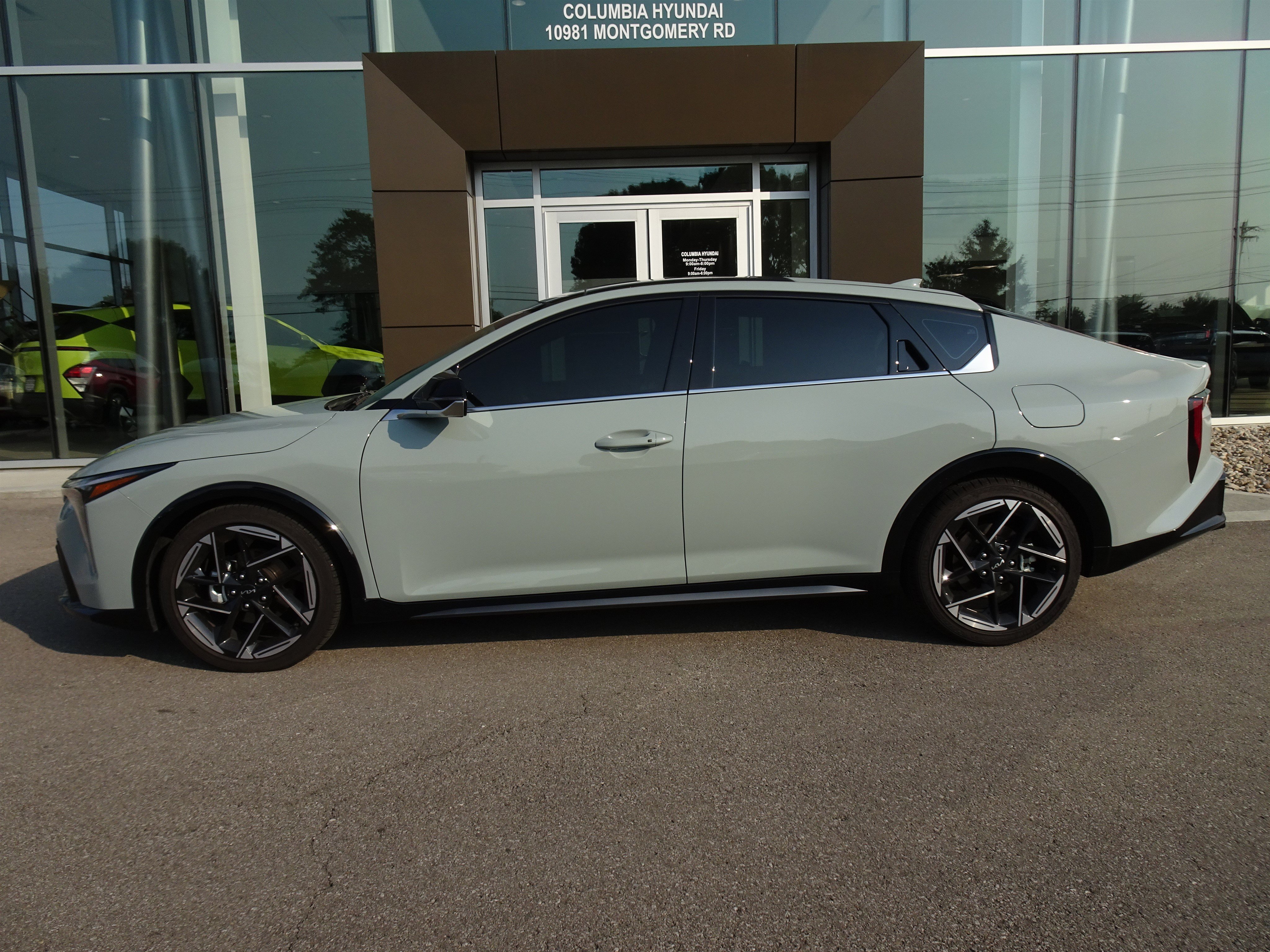 Used 2026 Kia K4 GT-Line w/ GT-Line Premium Package FWD image 2