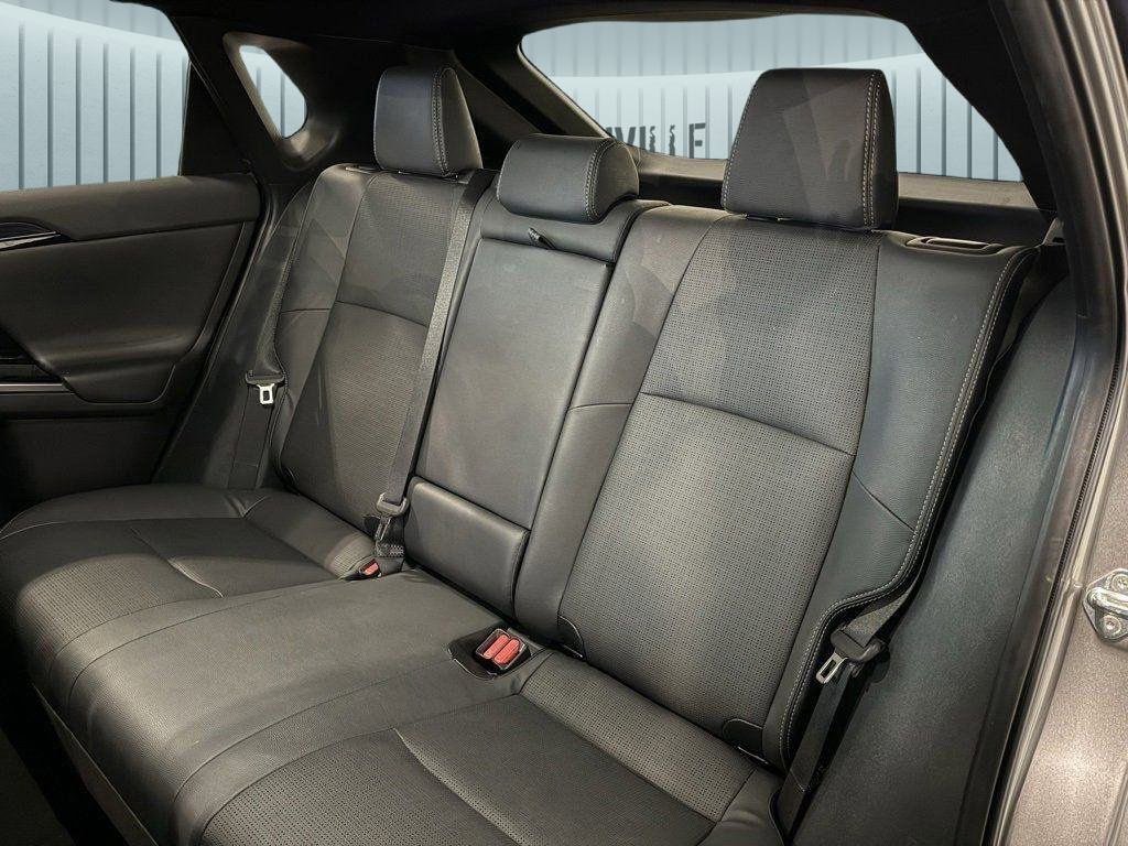 Used 2023 Subaru Solterra AWD image 23