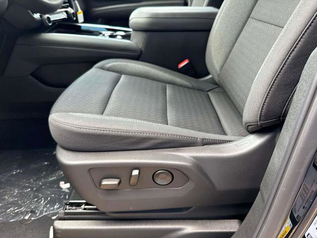 New 2026 Chevrolet Suburban LS w/ LS Custom Edition RWD image 13