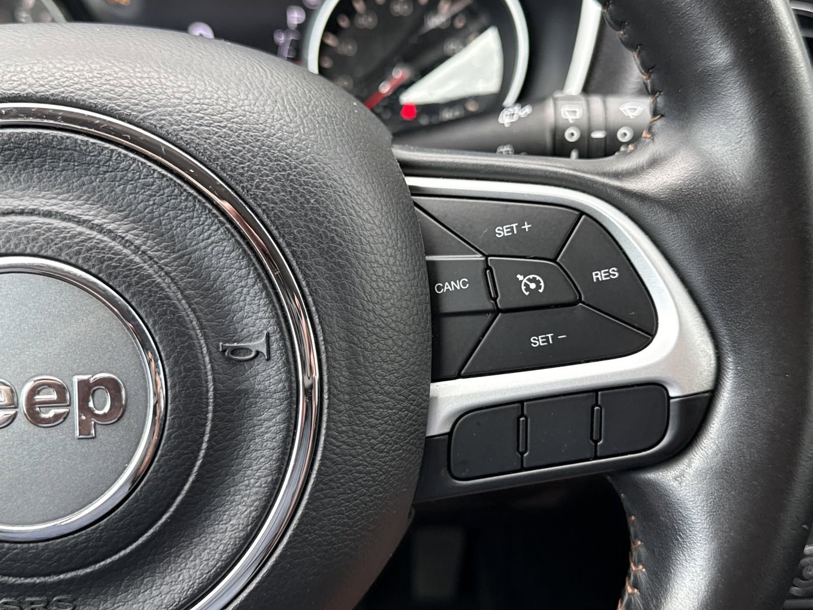 Used 2019 Jeep Compass Latitude w/ Popular Equipment Group image 20