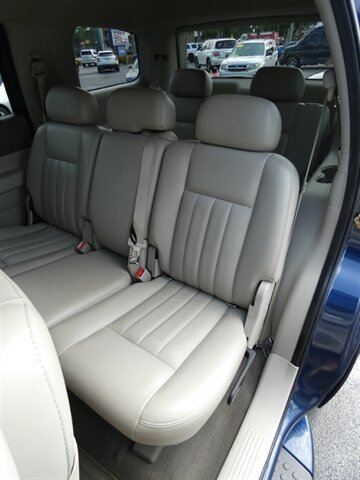 Used 2005 Dodge Durango Limited w/ Trailer Tow Group AWD/4WD image 42