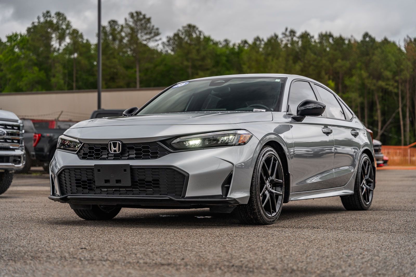 Used 2025 Honda Civic Sport image 3