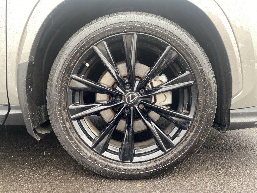 Used 2023 Lexus NX 350 F Sport image 32