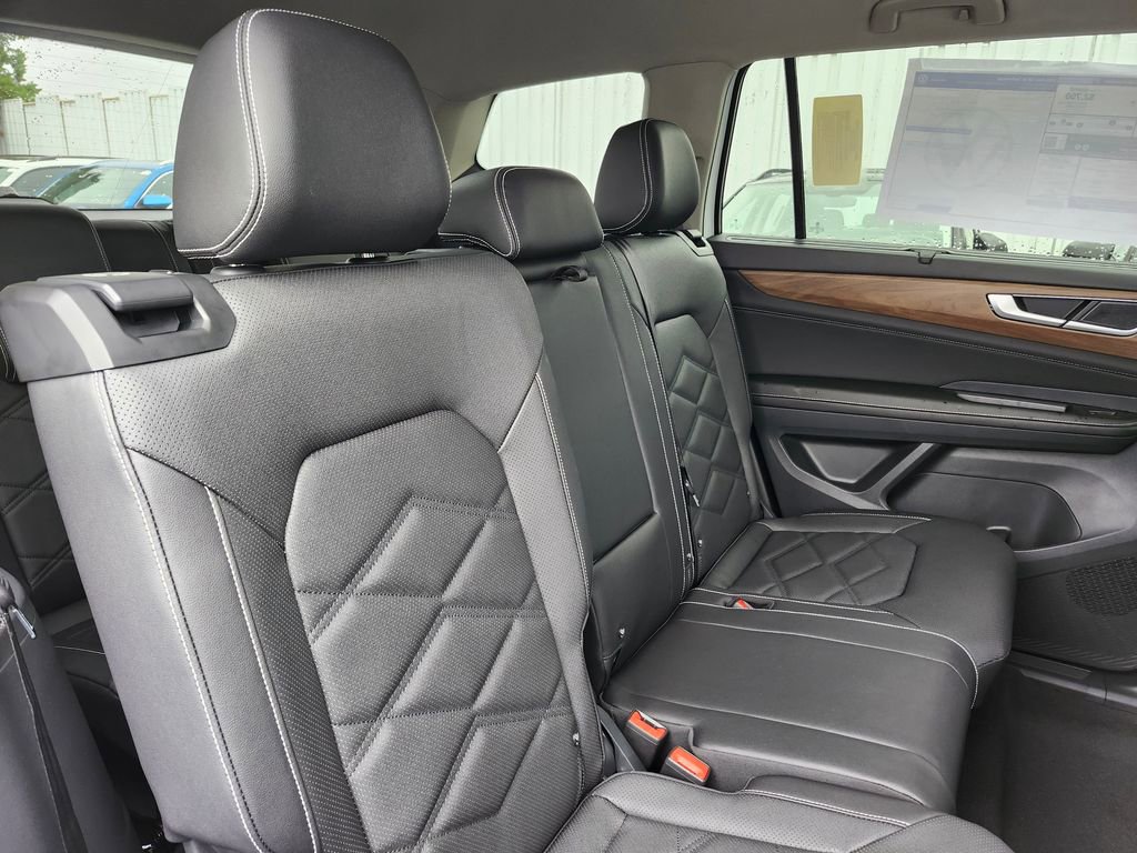 New 2026 Volkswagen Atlas SE image 18