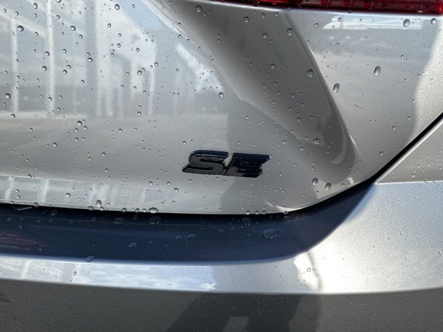 New 2026 Toyota Camry SE image 9