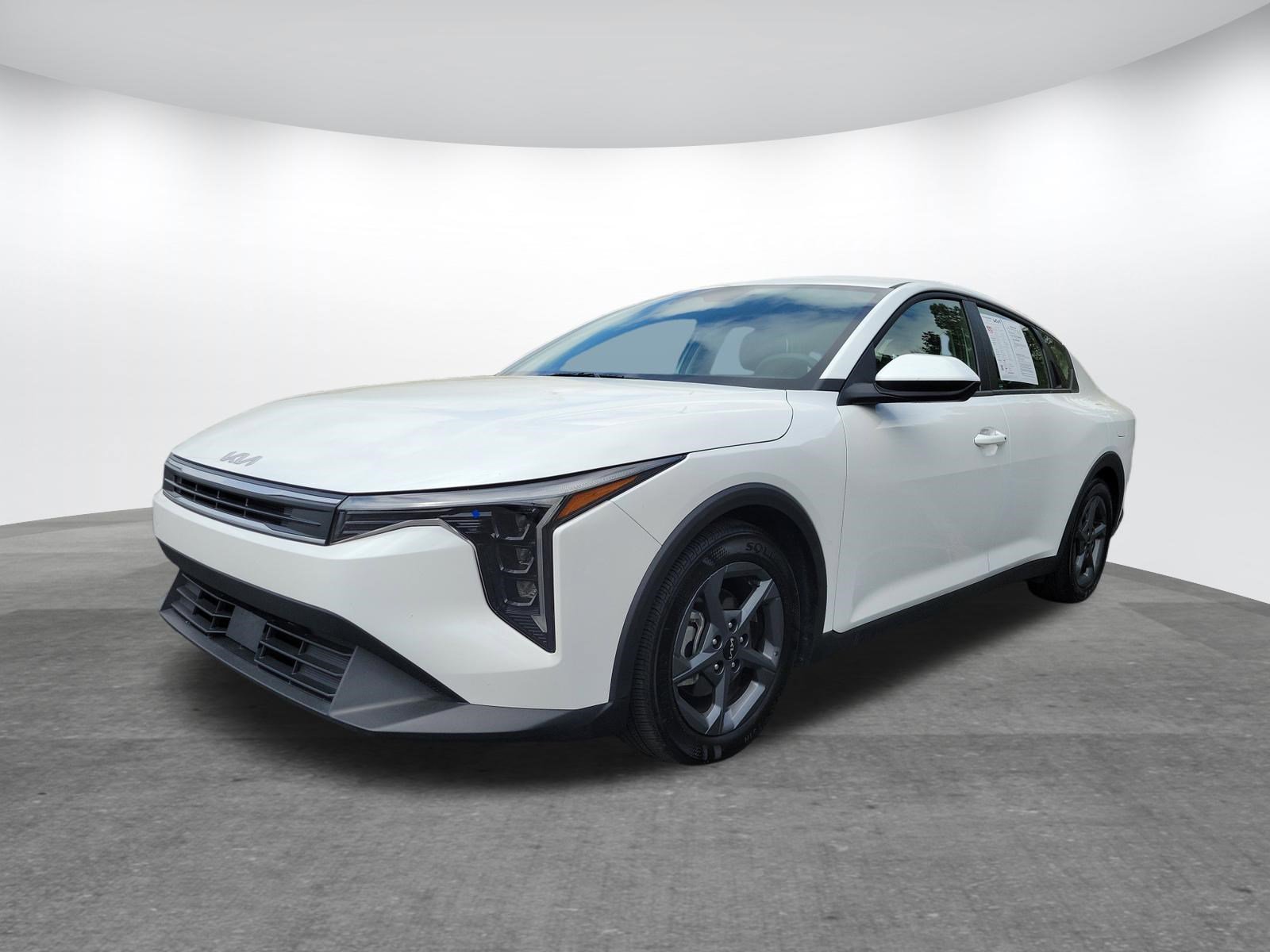 Used 2025 Kia K4 LXS image 21