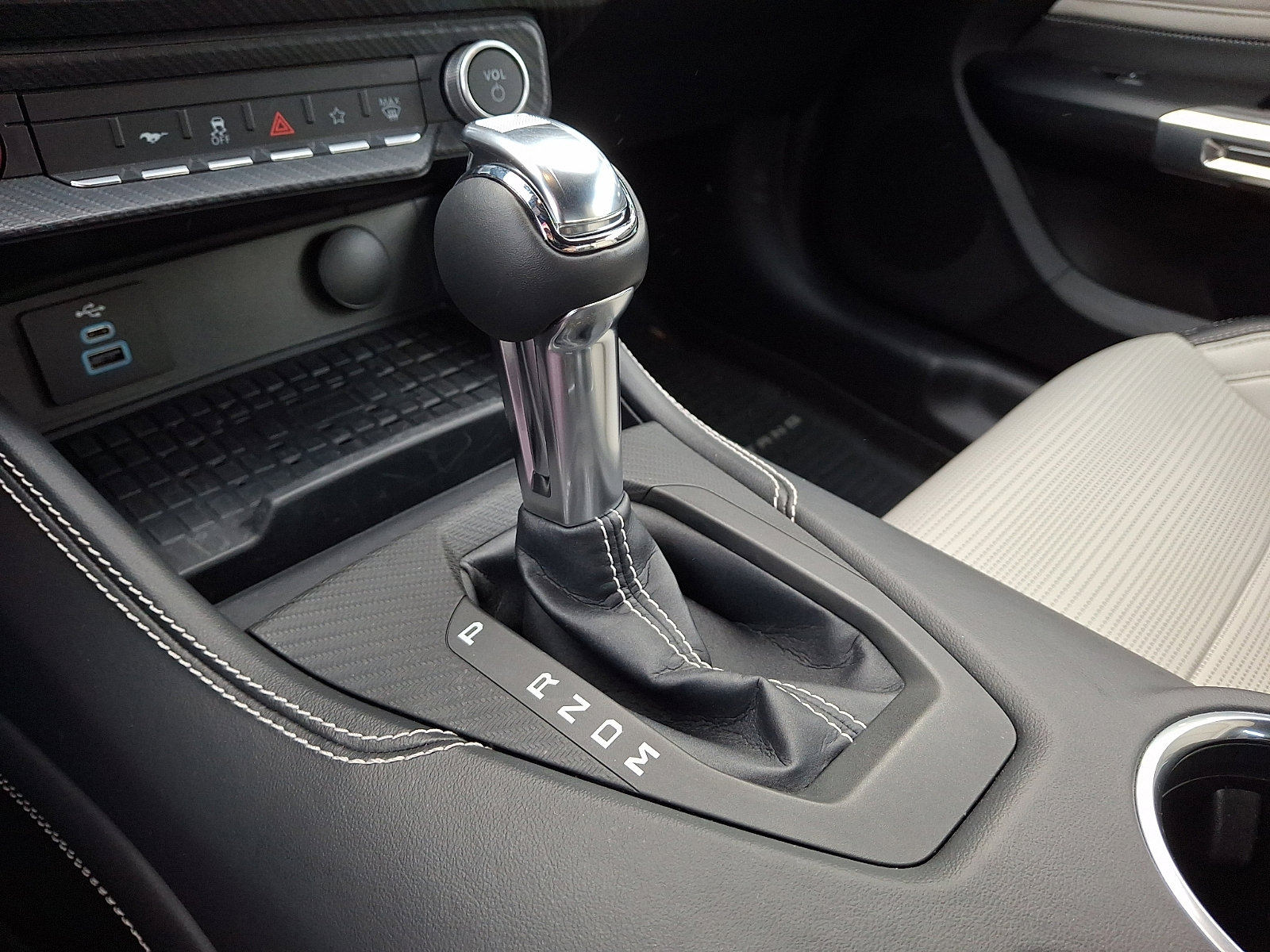 Certified 2024 Ford Mustang GT Premium image 22