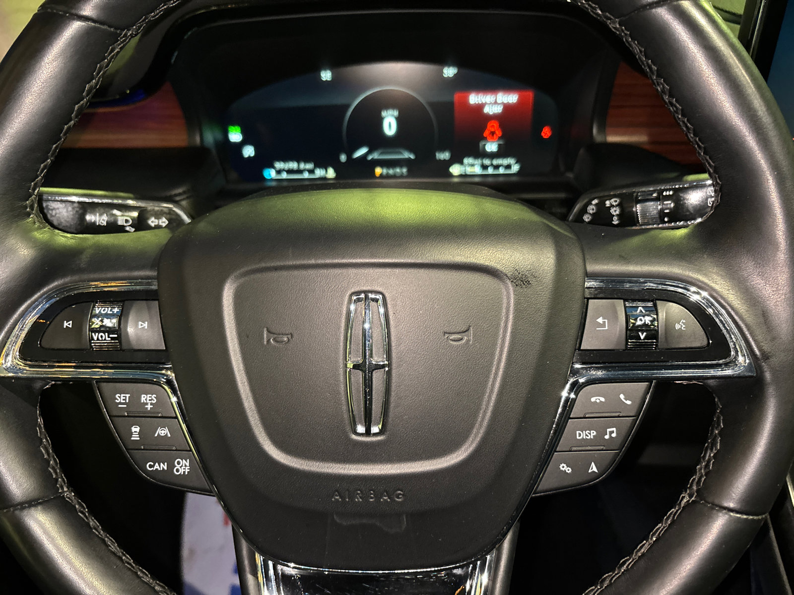 Certified 2022 Lincoln Nautilus Reserve w/ Equipment Group 201A image 16