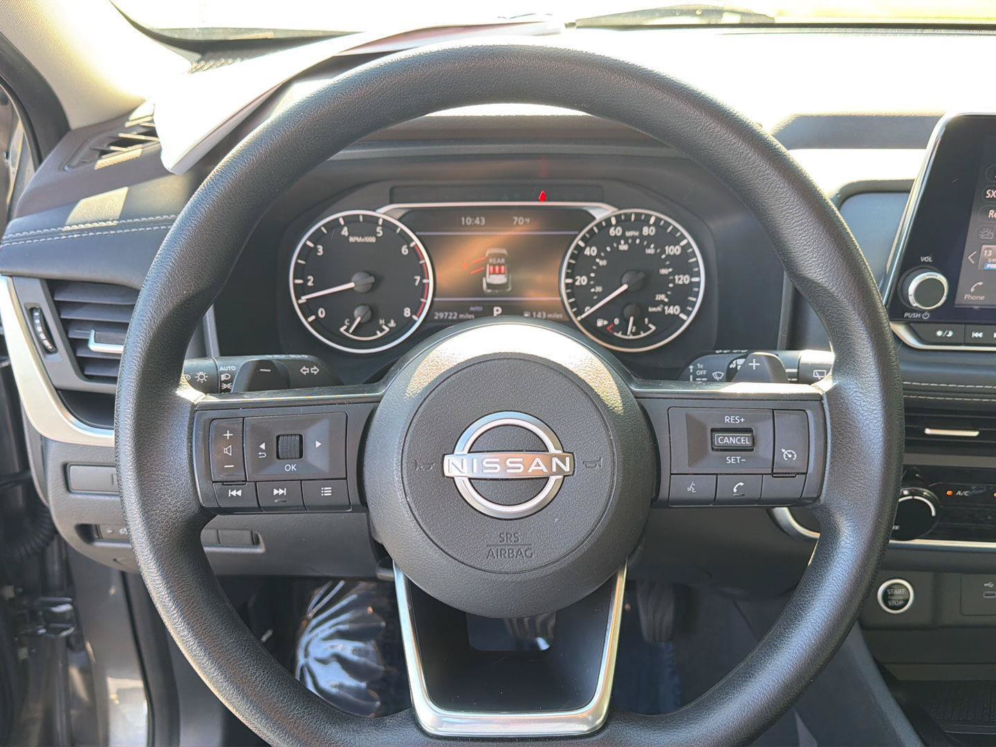 Used 2023 Nissan Rogue S AWD/4WD image 18