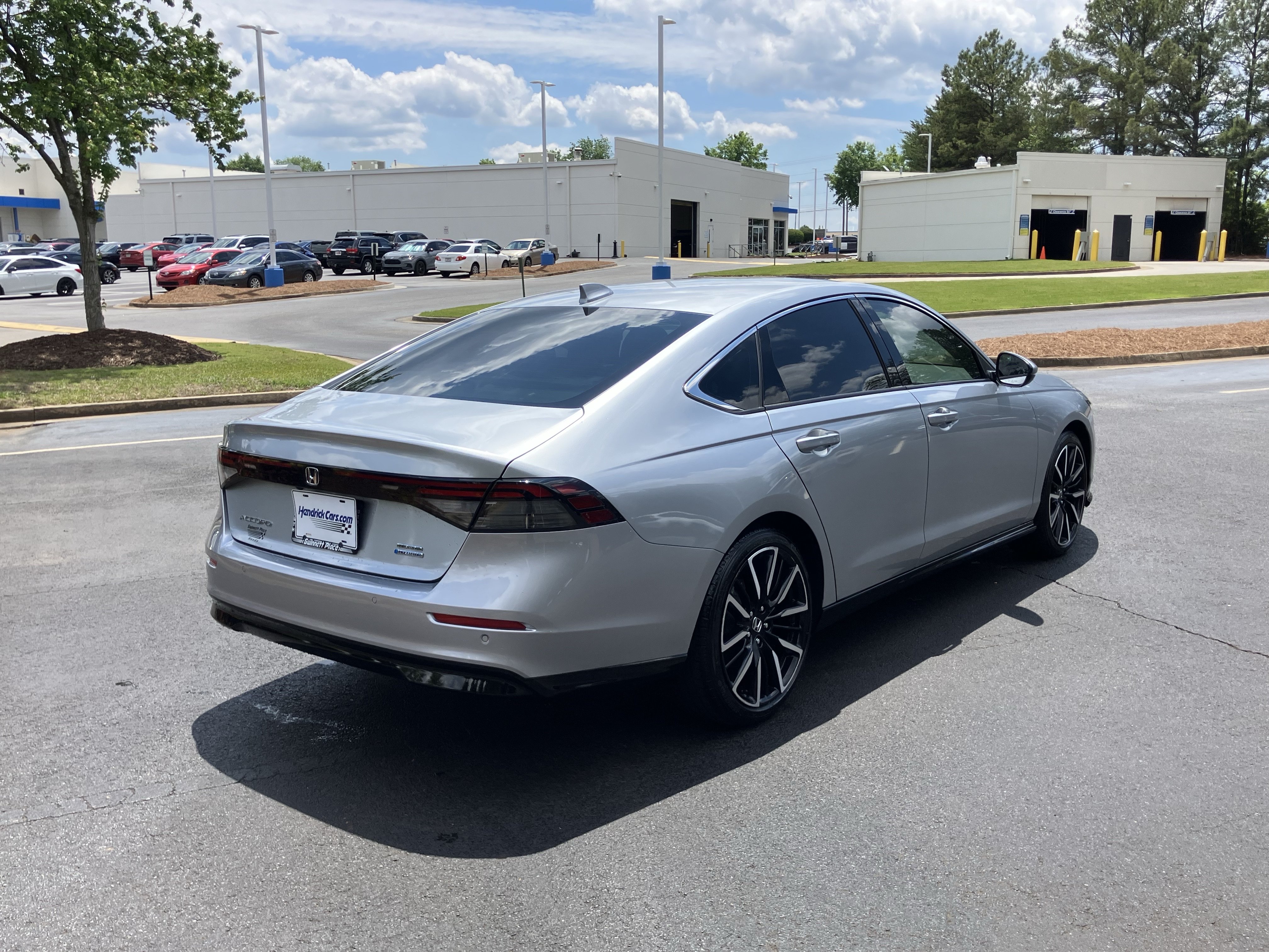 Used 2025 Honda Accord Touring image 11