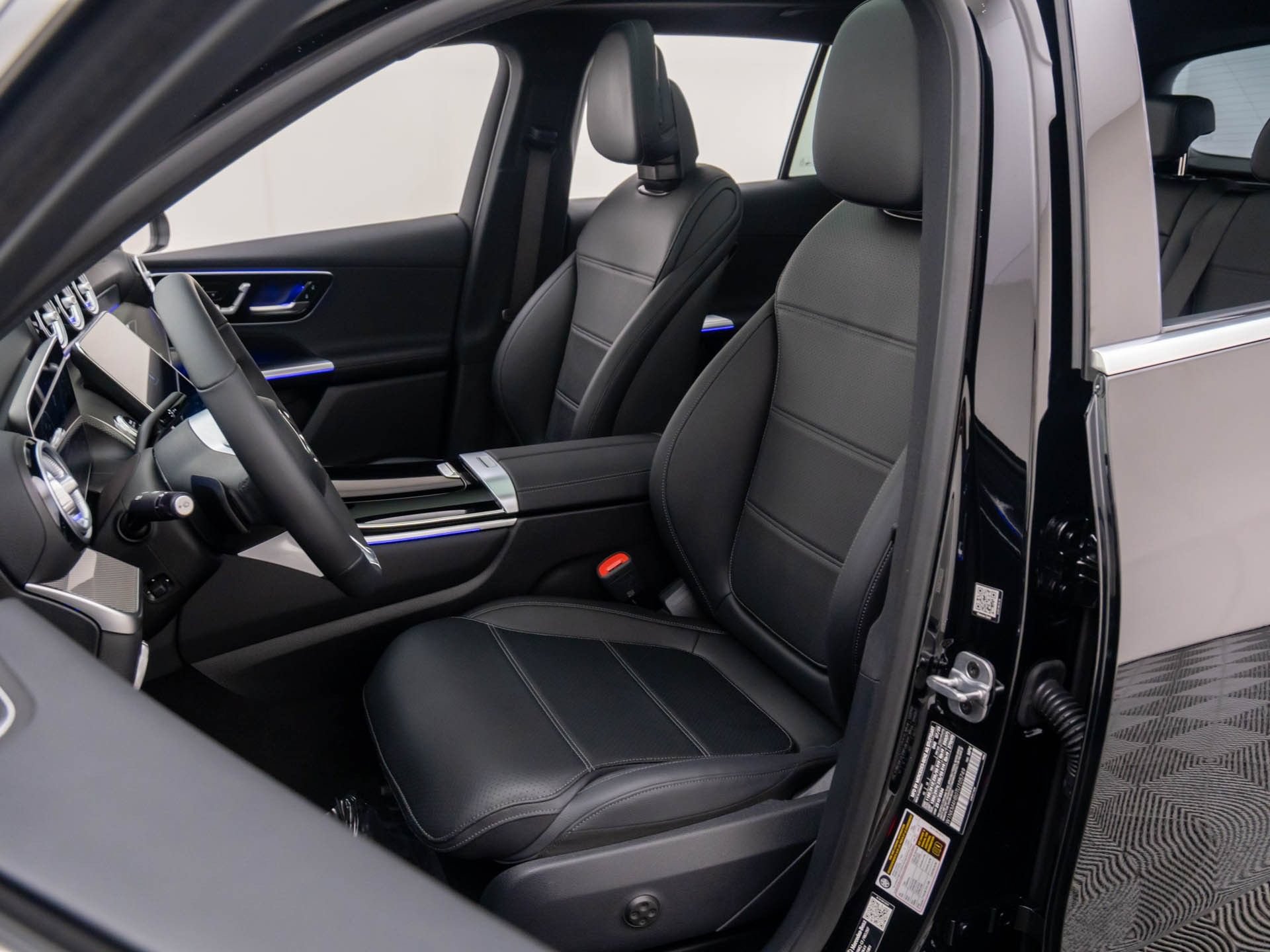 New 2026 Mercedes-Benz GLC 300 4MATIC image 16