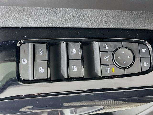 New 2026 Nissan Pathfinder Platinum w/ Cargo Package FWD image 17