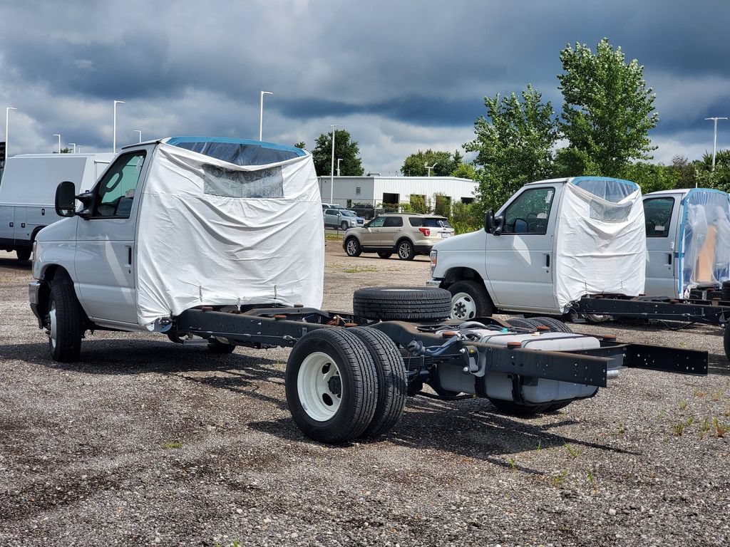 New 2024 Ford E-350 and Econoline 350 Super Duty w/ Ambulance Prep Package RWD image 5