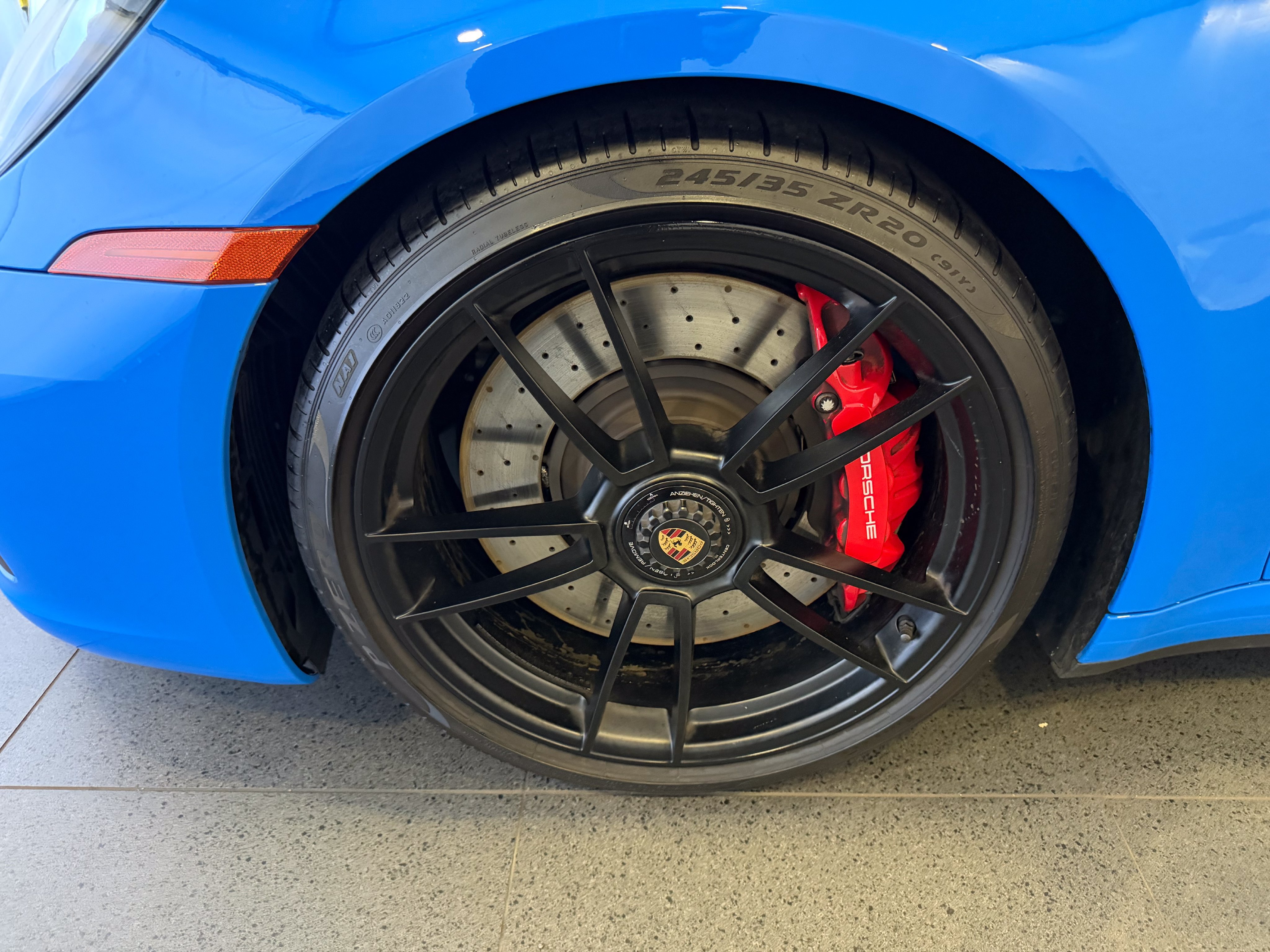 Used 2024 Porsche 911 Carrera GTS RWD image 10