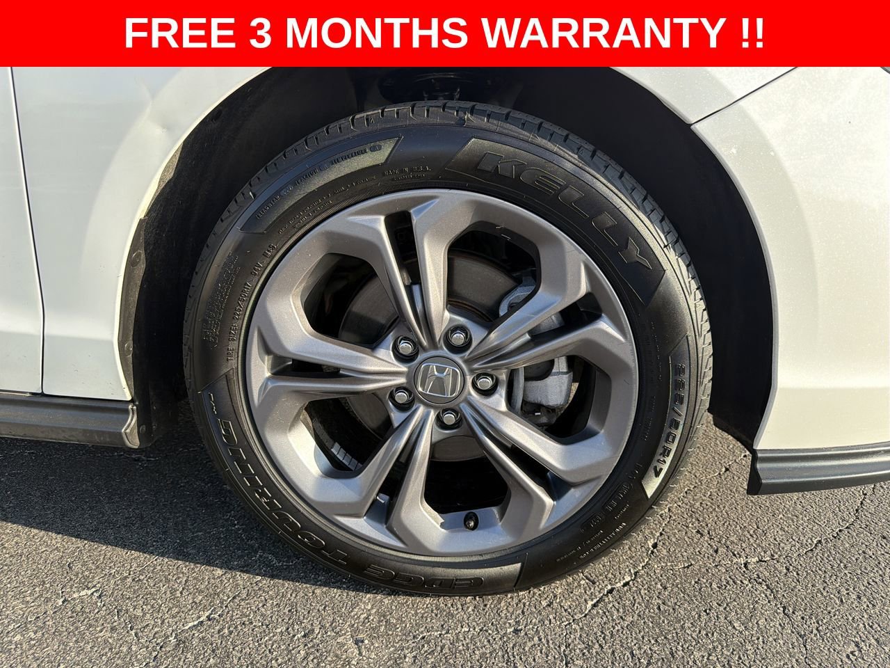 Used 2023 Honda Accord EX image 10