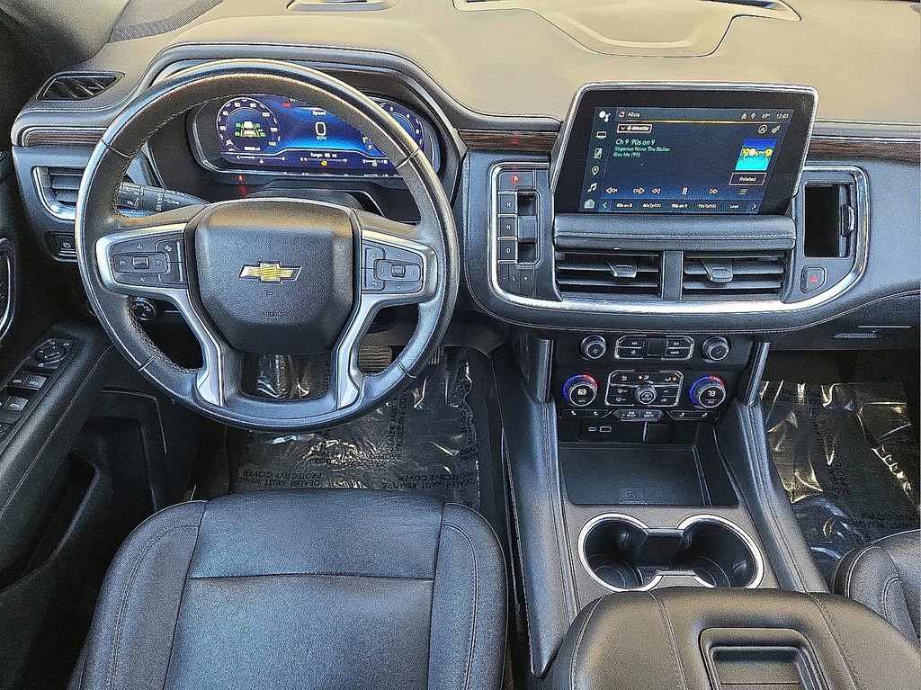 Used 2023 Chevrolet Suburban LT image 19
