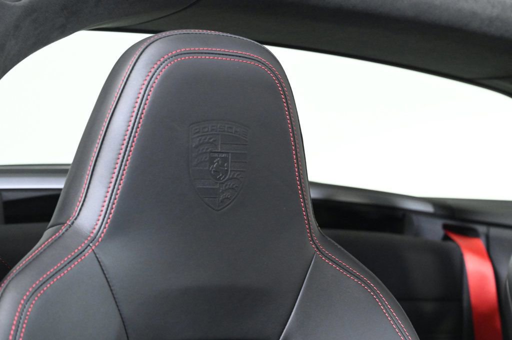 Certified 2022 Porsche 911 Targa 4S image 22