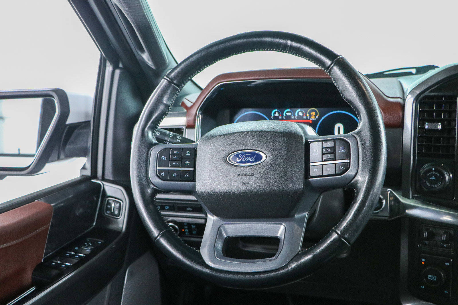 Used 2023 Ford F150 Lariat w/ Equipment Group 502A High AWD/4WD image 14